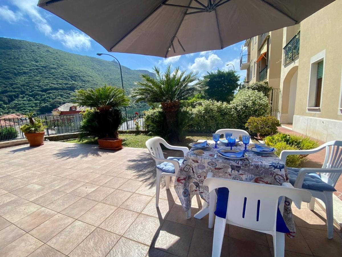 Apartamento La Terrazza Di Elico Finale Ligure Exterior foto