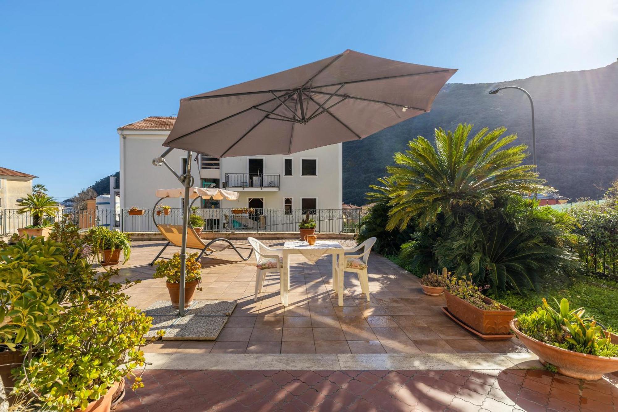 Apartamento La Terrazza Di Elico Finale Ligure Exterior foto